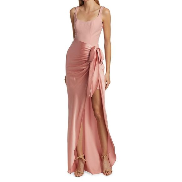 Cinq à Sept
Marian Draped Gown - Picture 2 of 13